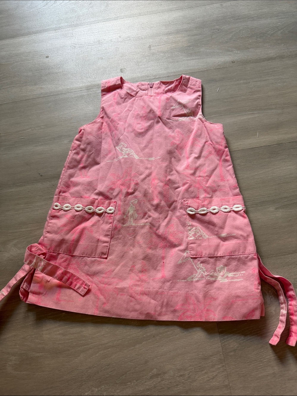 Lilly Pulitzer Pink Sleeveless Toddler Dress with Scalloped Pocket Detail 2T